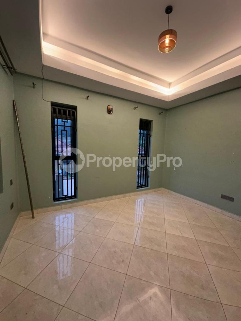 3 bedroom Bungalow Apartment for rent Kisasi bahai Kisaasi Kampala Central - 12