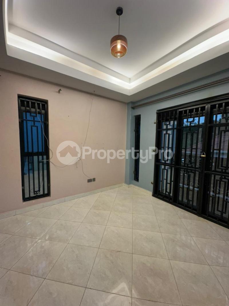 3 bedroom Bungalow Apartment for rent Kisasi bahai Kisaasi Kampala Central - 14