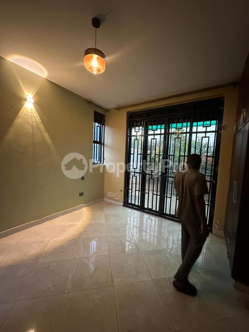 3 bedroom Bungalow Apartment for rent Kisasi bahai Kisaasi Kampala Central - 4