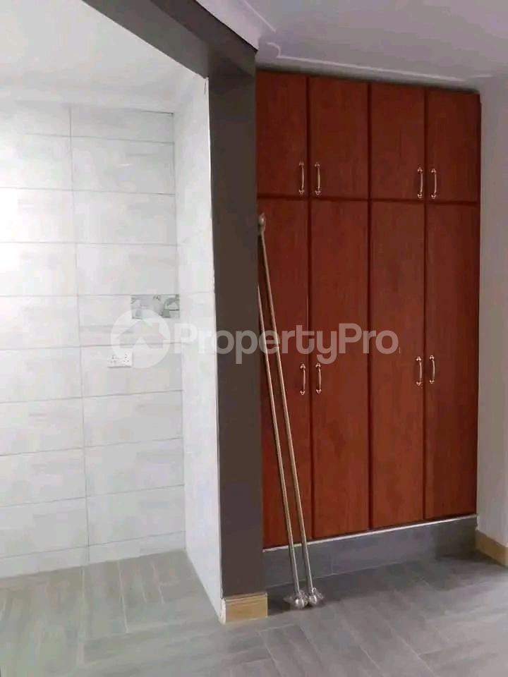 1 bedroom mini flat  Apartment Block Apartment for rent Mutungo on mbuya road  Mbuya Kampala Central - 1