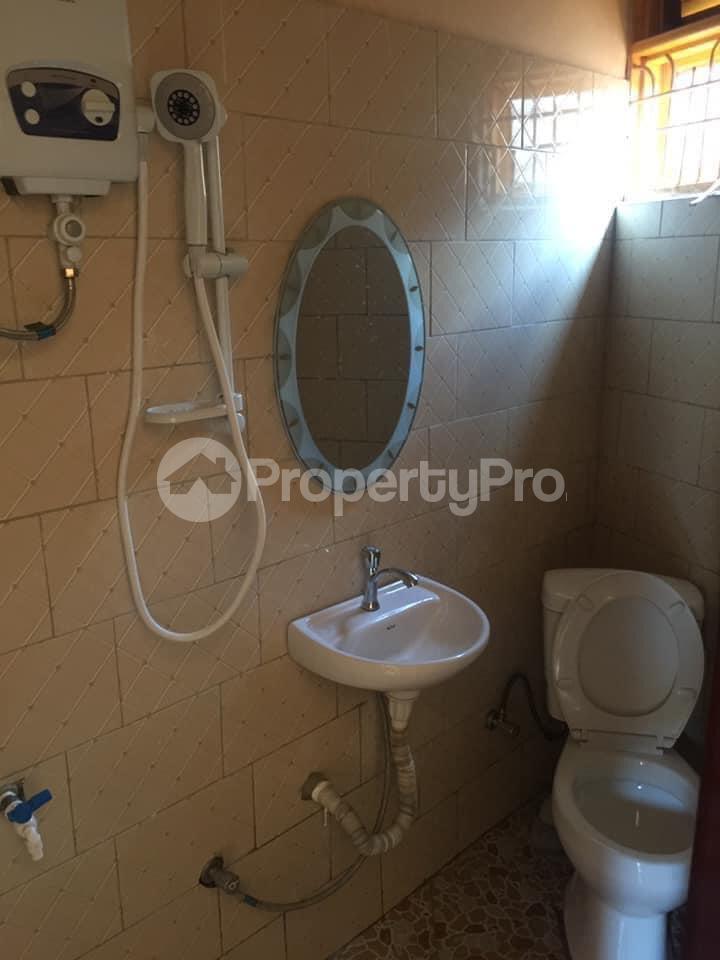 1 bedroom mini flat  Studio Apartment for rent Mbuya road mutungo  Mbuya Kampala Central - 2