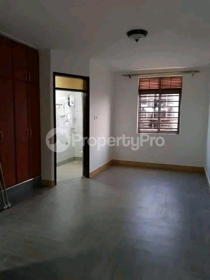 1 bedroom mini flat  Apartment Block Apartment for rent Mutungo on mbuya road  Mbuya Kampala Central - 4