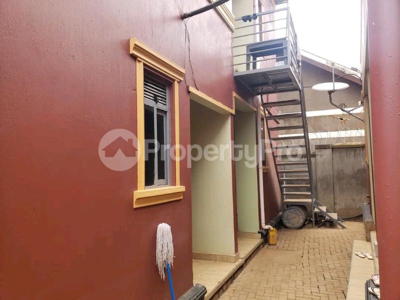 1 bedroom mini flat  Studio Apartment for rent Makindey Boston road  Makindye Kampala Central - 1