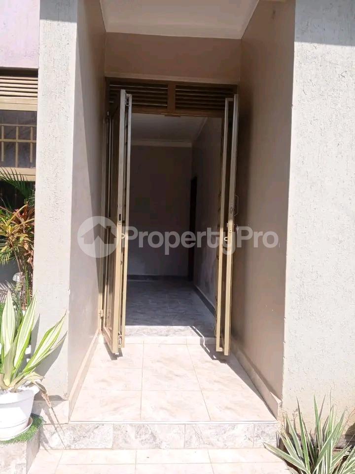 1 bedroom mini flat  Studio Apartment for rent Naalya road  Kampala Central Kampala Central - 1