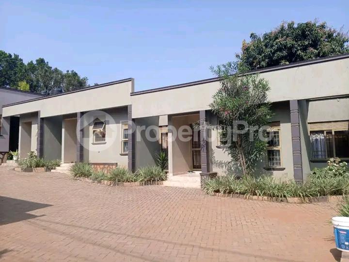 1 bedroom mini flat  Studio Apartment for rent Naalya road  Kampala Central Kampala Central - 5