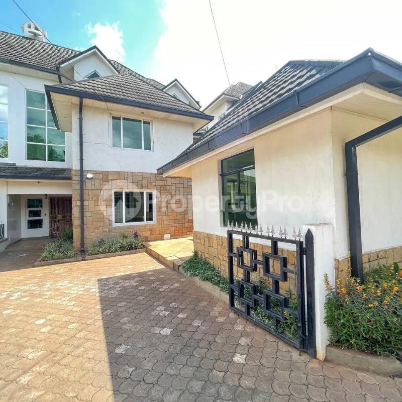 Townhouse for sale Lavington Nairobi - 0