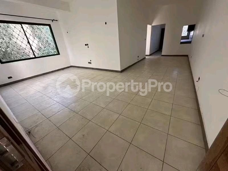 2 bedroom Flat&Apartment for sale Bamburi Mtambo, Bamburi Mombasa