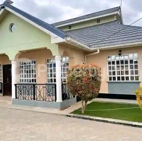3 bedroom Bungalow Houses for rent Elgon view, Eldoret North Uasin Gishu - 1