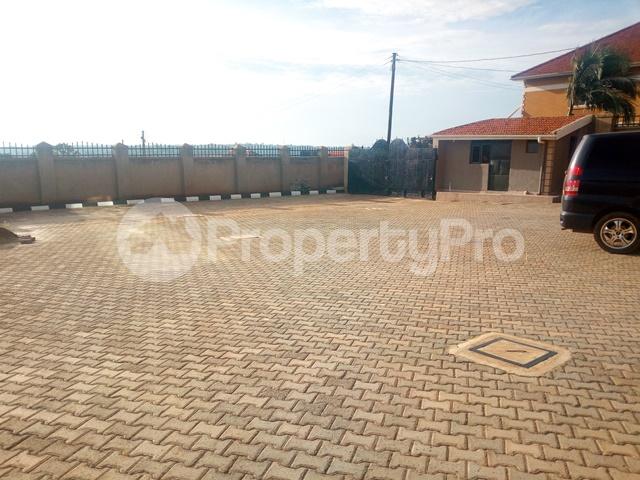 2 bedroom Apartment Block Apartment for rent Kampala Central Kampala Central - 1