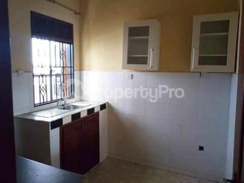 2 bedroom Bungalow Apartment for rent Kireka road Kira Wakiso Central - 3