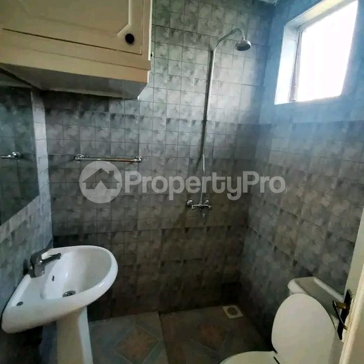 2 bedroom Bungalow Houses for rent Nairobi West Nairobi (PID 9AESH