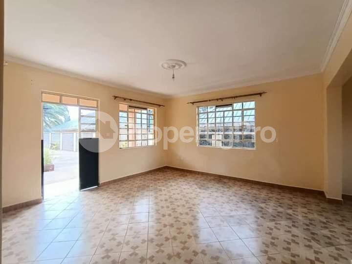 2 bedroom Bungalow Houses for rent Waiyaki Way Uthiru/Ruthimitu Nairobi