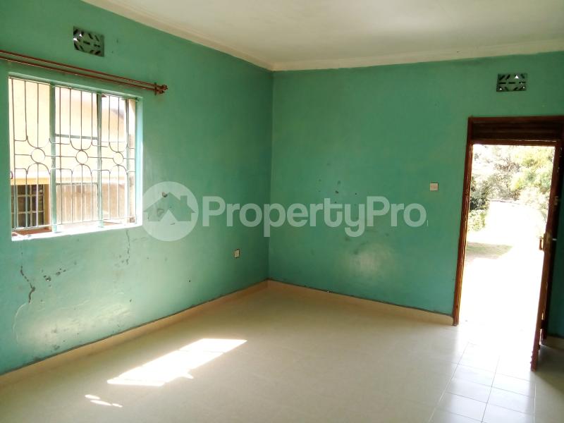 2 bedroom Bungalow Houses for rent Wigot Gardens, Konya Kajulu Kisumu