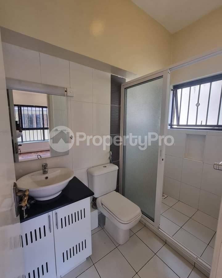 2 bedroom Bungalow Houses for rent Nairobi West Nairobi (PID 2ATWU