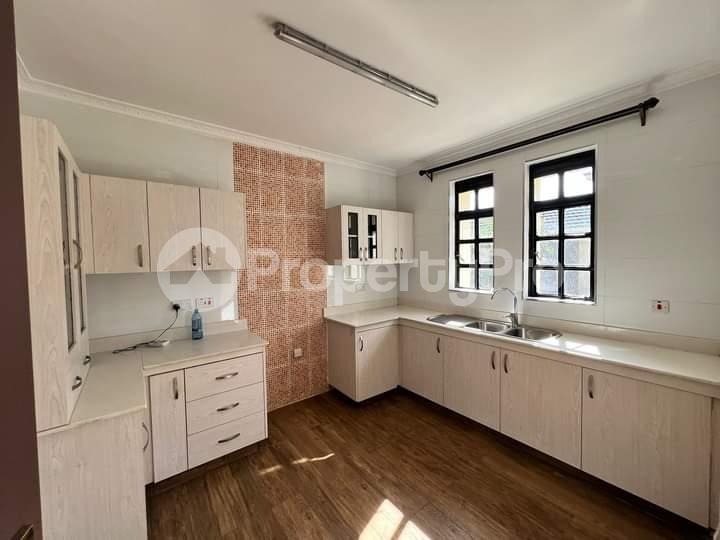 2 bedroom Bungalow Houses for rent Eldoret North Uasin Gishu (PID