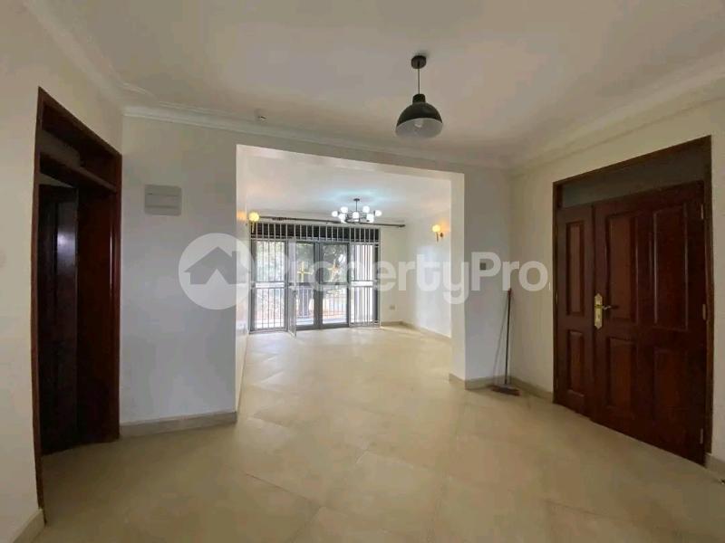 2 bedroom Apartment Block Apartment for rent Buwate najjara Kira road  Kira Wakiso Central - 3