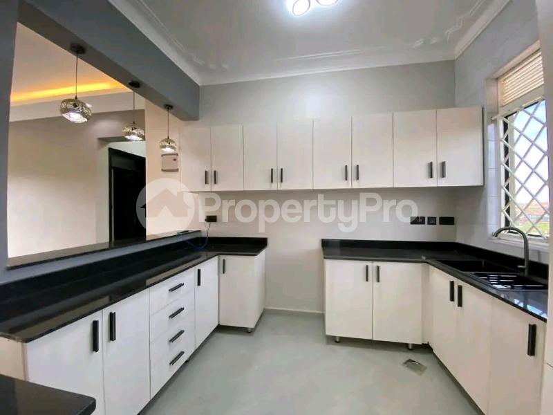 2 bedroom Apartment Block Apartment for rent Kyanja Kungu road Kisaasi Kampala Central - 4