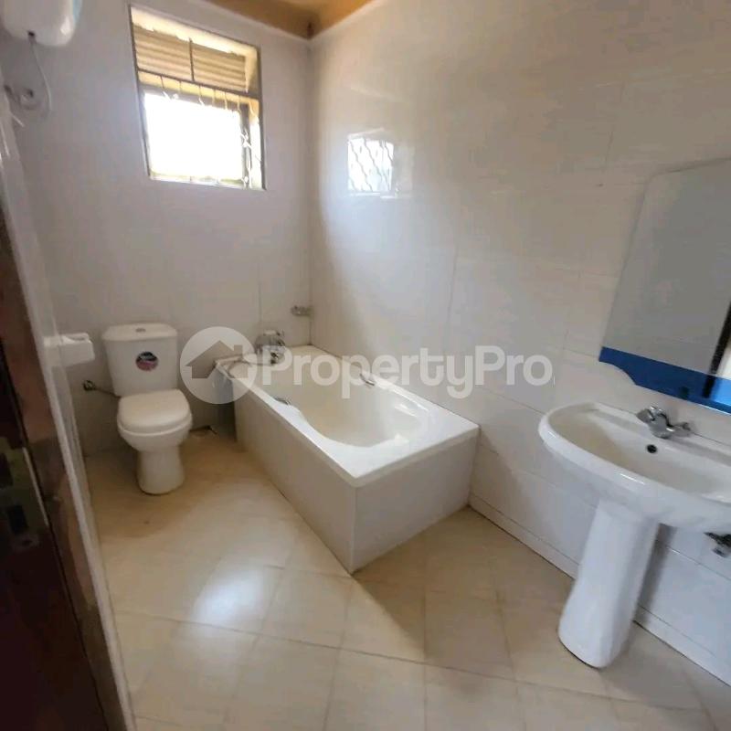2 bedroom Apartment Block Apartment for rent Makindey luwafu road  Makindye Kampala Central - 8
