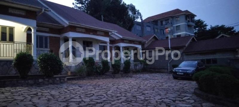 2 bedroom Bungalow Apartment for rent Mbuya road  Mbuya Kampala Central - 0