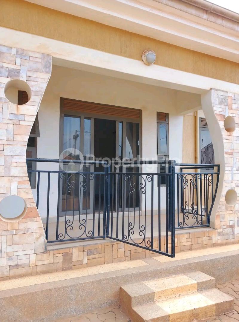 2 bedroom Bungalow Apartment for rent Mpererwe road  Kawempe Wakiso Central - 8