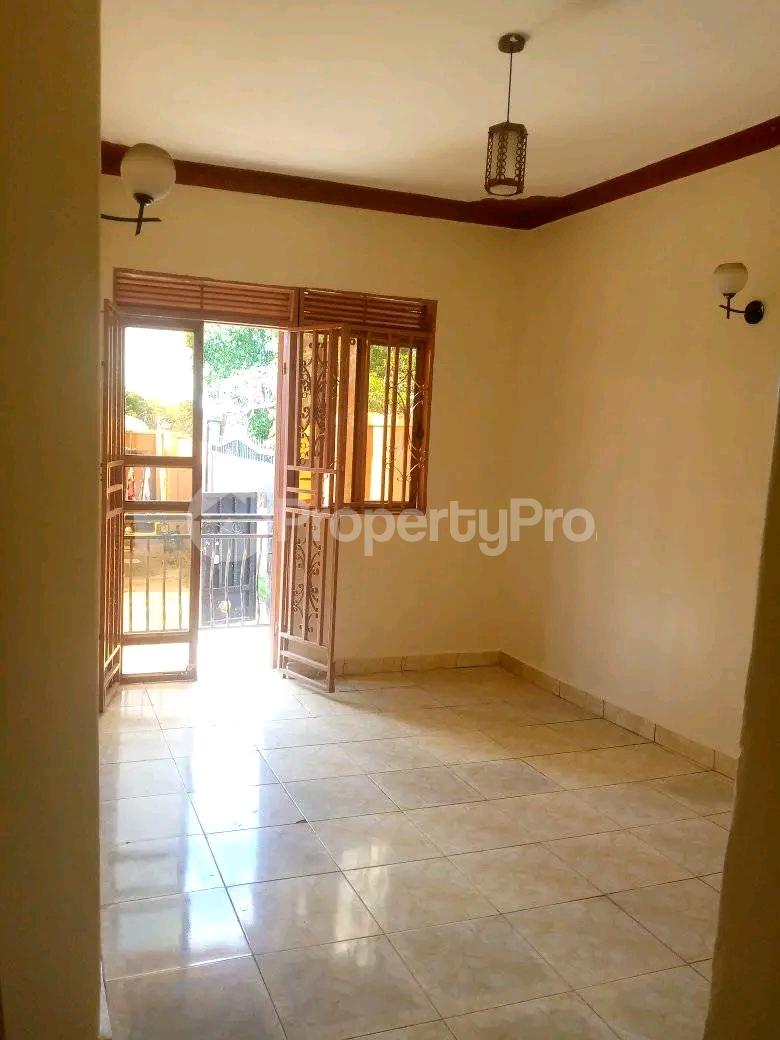 2 bedroom Bungalow Apartment for rent Kasagati off Gayaza road  Gayaza Wakiso Central - 2