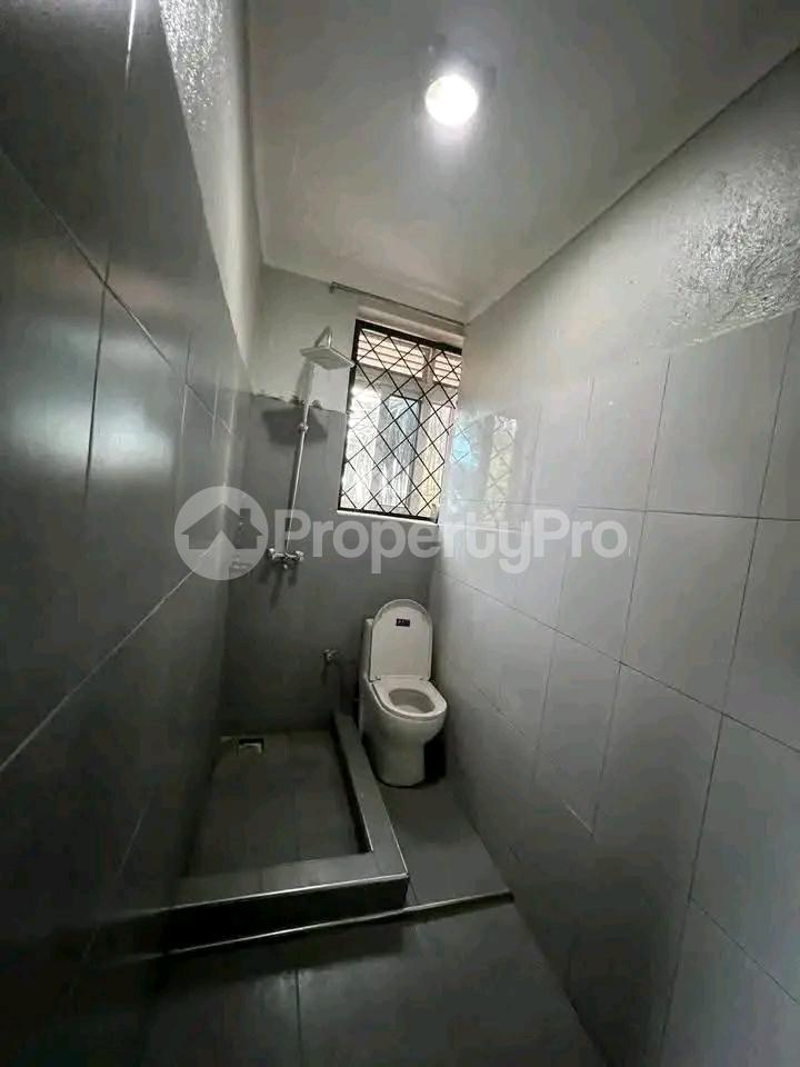 2 bedroom Apartment Block Apartment for rent Buziga on kasanga road  Kansanga Kampala Central - 7