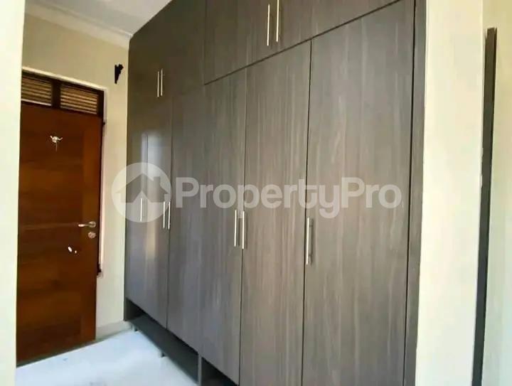 2 bedroom Apartment Block Apartment for rent Kyanja kisasi road  Kisaasi Kampala Central - 4