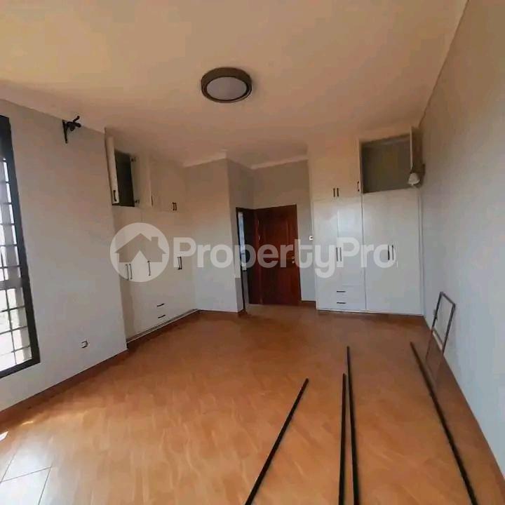2 bedroom Apartment Block Apartment for rent Munyonyo road  Munyonyo Kampala Central - 7