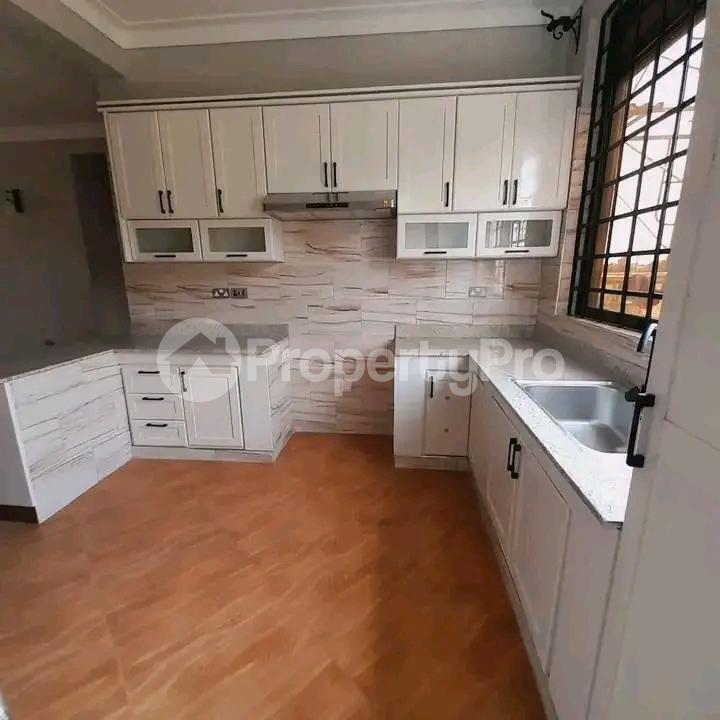2 bedroom Apartment Block Apartment for rent Munyonyo road  Munyonyo Kampala Central - 5
