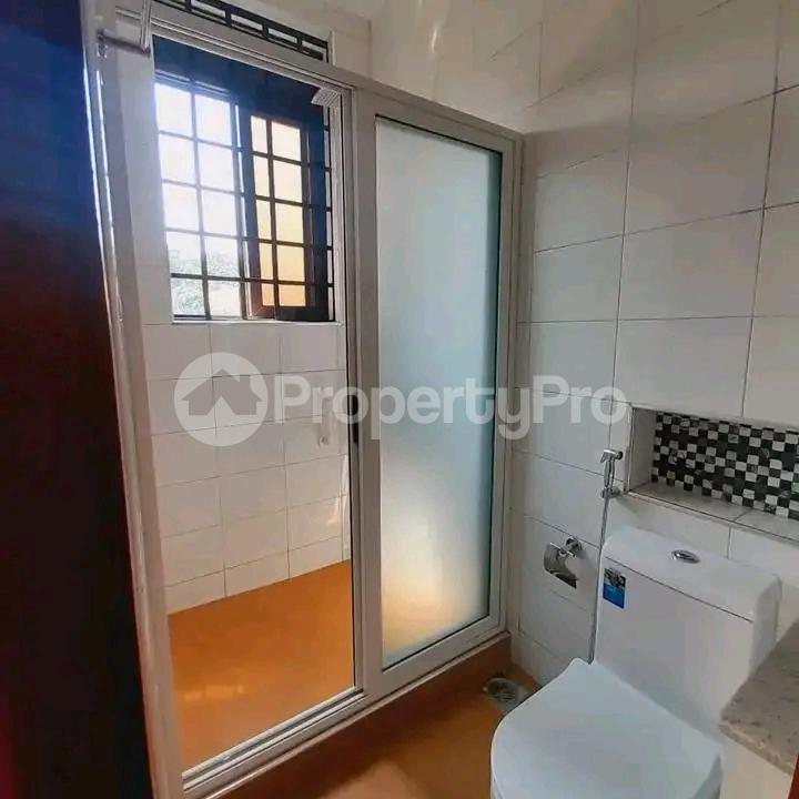 2 bedroom Apartment Block Apartment for rent Munyonyo road  Munyonyo Kampala Central - 6