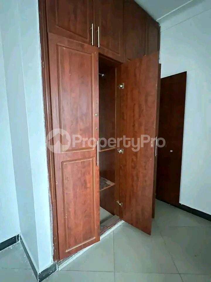 2 bedroom Apartment Block Apartment for rent Munyonyo road  Munyonyo Kampala Central - 4