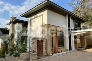 Townhouses Houses for rent Lavington Nairobi