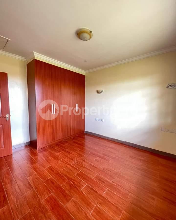 1 bedroom mini flat Bungalow Houses for rent Lanagata Langata Area