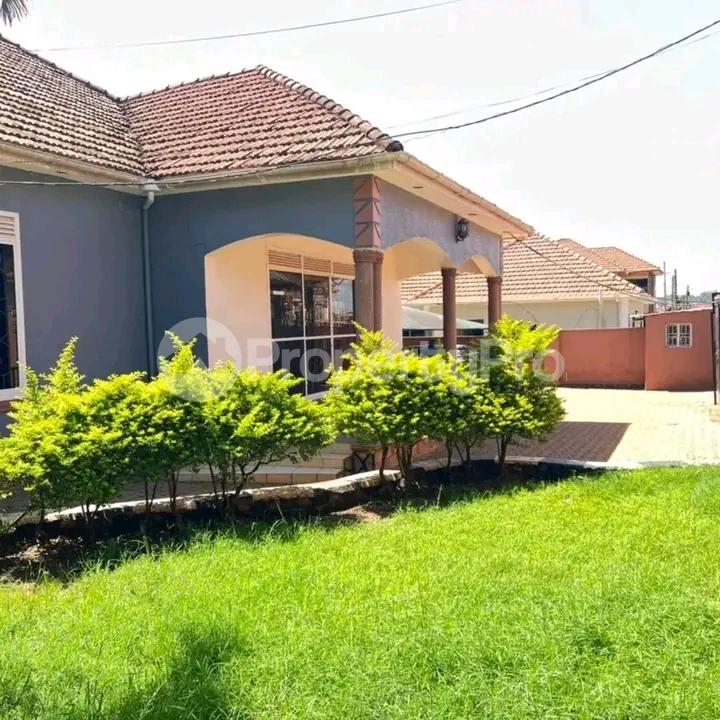 3 bedroom Bungalow Apartment for sale Najjera Road  Kampala Central Kampala Central - 2