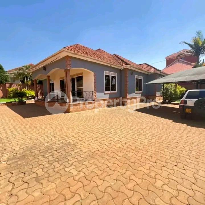 3 bedroom Bungalow Apartment for sale Najjera Road  Kampala Central Kampala Central - 1