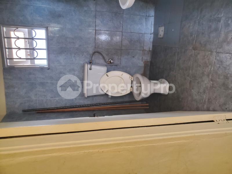 2 bedroom Bungalow Apartment for rent Kisaasi just After the round about..Ddungu zone on the Newly tarmaced road.  Kisaasi Kampala Central - 7