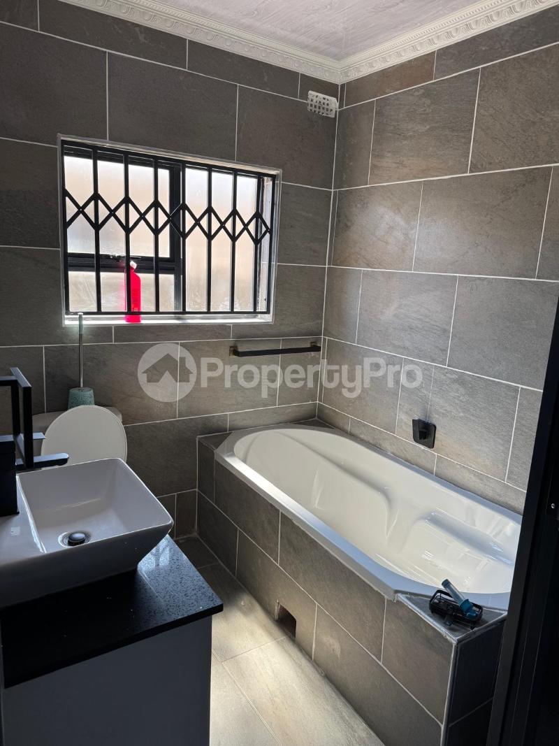 3 bedroom Houses for rent Tshabalala Extension , Bulawayo  Tshabalala Extension Bulawayo High-Density Bulawayo - 14