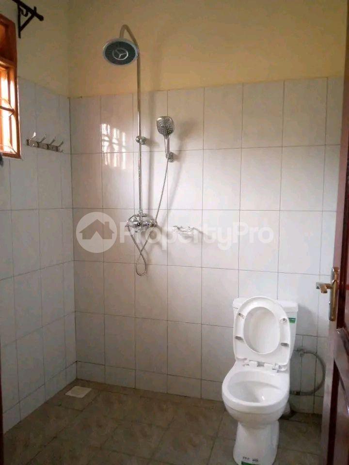 1 bedroom mini flat  Apartment Block Apartment for rent wampeewo road Gayaza Wakiso Central - 2