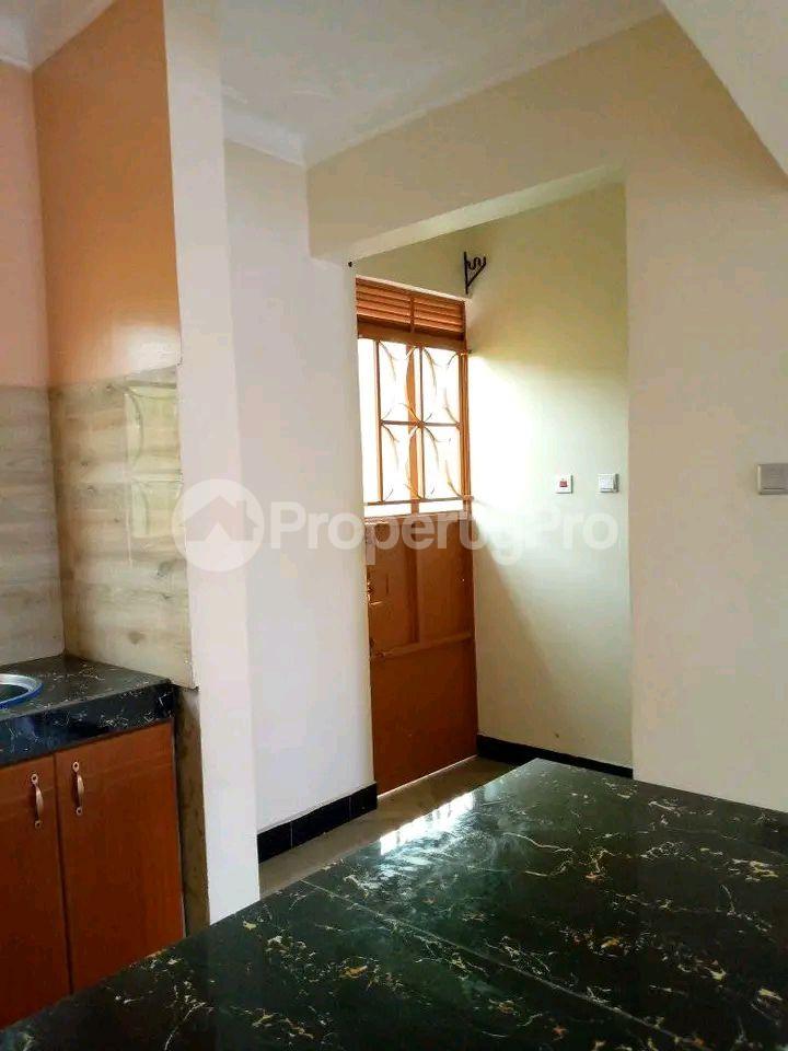 1 bedroom mini flat  Apartment Block Apartment for rent wampeewo road Gayaza Wakiso Central - 6