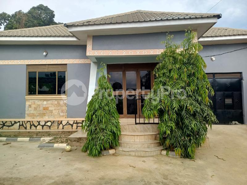 3 bedroom Villa for sale Makindye Makindye Kampala Central - 1