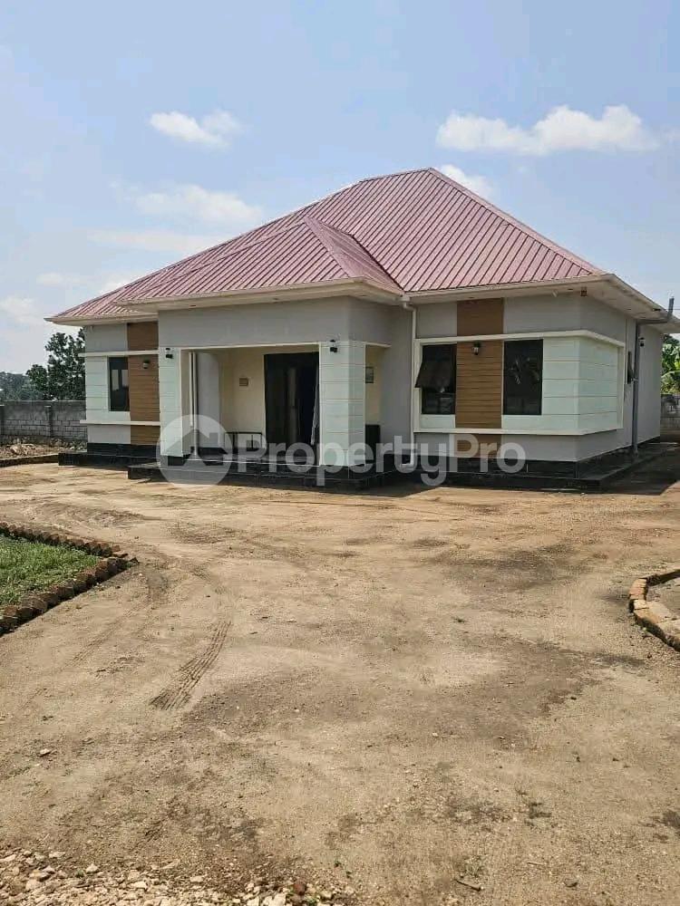 3 bedroom Villa for sale Matuga gombe Kawempe Wakiso Central - 1