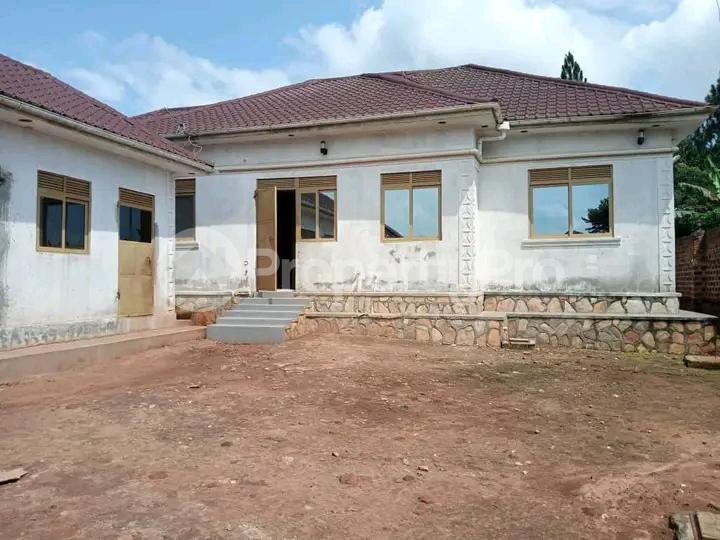 3 bedroom Bungalow Apartment for sale Matunga gombe Kampala Central Kampala Central - 2