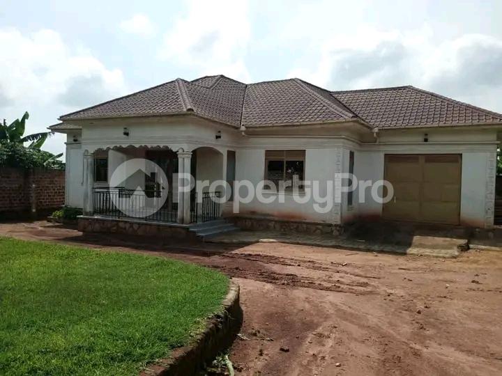 3 bedroom Bungalow Apartment for sale Matunga gombe Kampala Central Kampala Central - 4