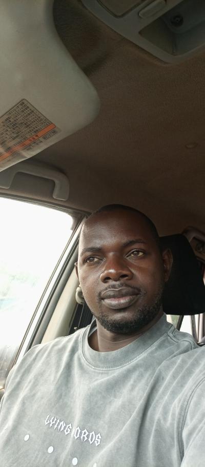 Muyere  Robert 