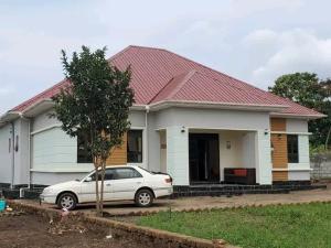 3 bedroom Bungalow Apartment for sale Matunga gombe Kampala Central