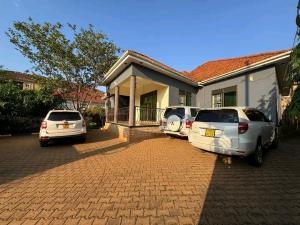 5 bedroom Bungalow Apartment for sale Najjera bulabira Kampala Central Kampala Central