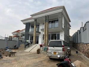 5 bedroom Apartment Block Apartment for sale Muyonyo road  Kampala Central Kampala Central