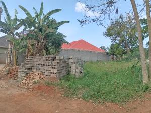 Land for sale Seeta Namugongo road  Bukerere Mukono Central