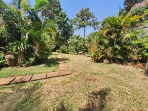 10 bedroom Flat&Apartment for rent Muthaiga Nairobi