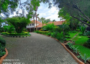 Office Building Commercial Properties for rent Lavington Nairobi